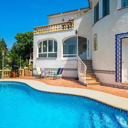 Villa Stunning With Panoramic Views And Private Pool *