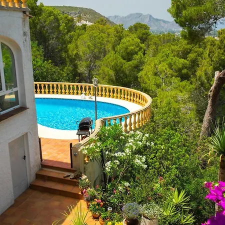 Вилла Stunning With Panoramic Views And Private Pool Дения